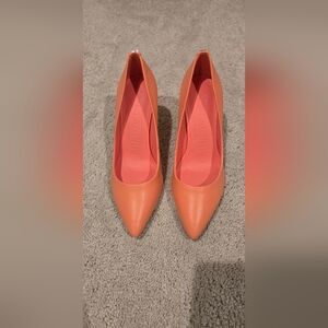 Karl Lagerfeld Women's Coral Pumps